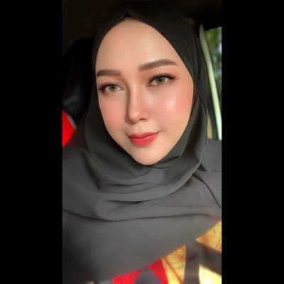 nanadehoney's profile picture. Udah tua || tweet random, nggak suka silahkan Block || porn lover ⛔️ DM gak jelas ⛔️