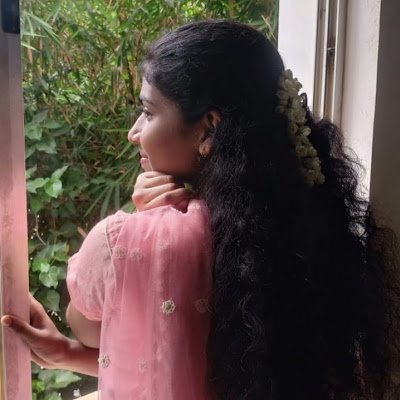 sivapriya4910's profile picture. 