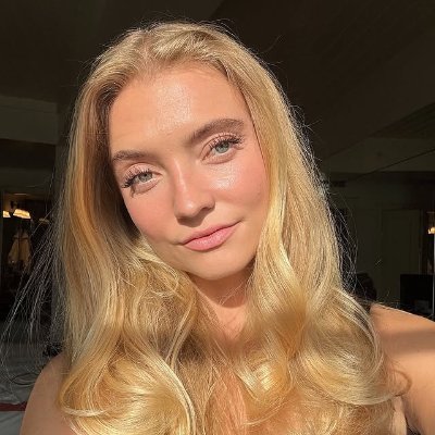 Elenalinads's profile picture. Economist 💼  
Macro Economy and Financial Market Analyst 📊  
Apply data-driven research methods to analyze macroeconomic and financial markets 📈