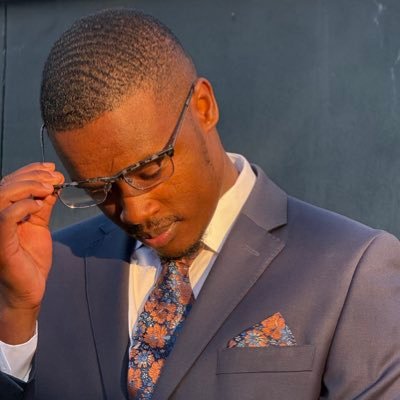 peacendlovu_'s profile picture. Engineer by day | Cars | 2x CSAM, Wits 👨🏾‍🎓 | business@peacendlovu.co.za | YNWA