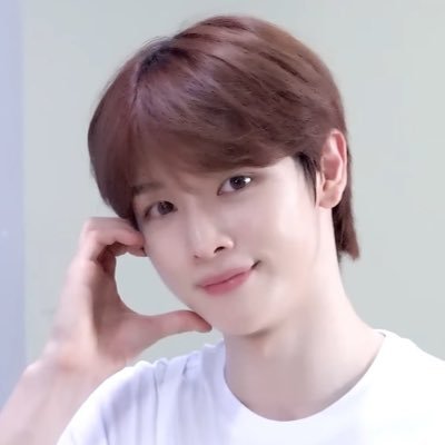 kiyoungurl's profile picture. Hyesun • korean name given by Sungchan
˚.⋆ collecting bambi 𖧷₊˚ #라이즈 #성찬 #stillRIIZE