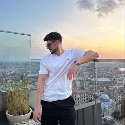zayden_coleFx's profile picture. 🚀 Trading with discipline, winning with strategy 💎
📊 Daily FX & XAUUSD signals + smart setups 🔥
💹 Helping traders grow & secure consistent profits 📈