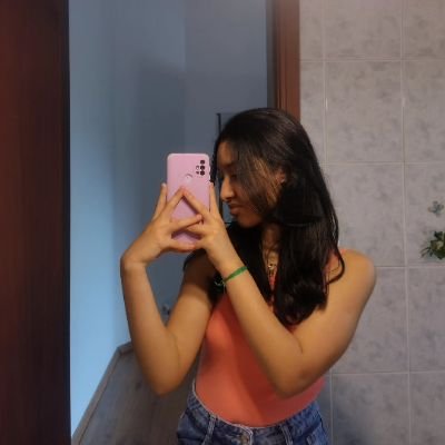 bymarizinhaa's profile picture. 