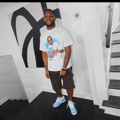 TStory_'s profile picture. TU Alum 🐯 #LLQ 🕊 SAE 💚 Psalms 27:1