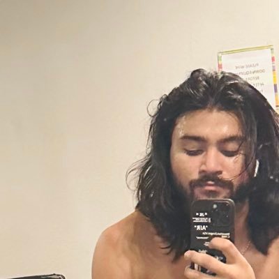 AashishKha82639's profile picture. 