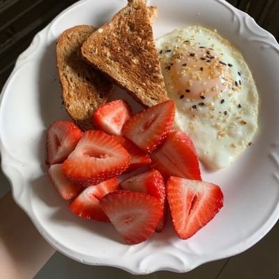 Melissahall0's profile picture. i love my daughter and Maga
