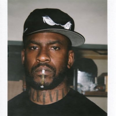 Kelvinbig122033's profile picture. Fast thinking 💭