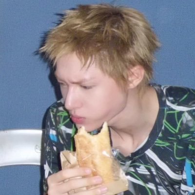 crrrtis's profile picture. 