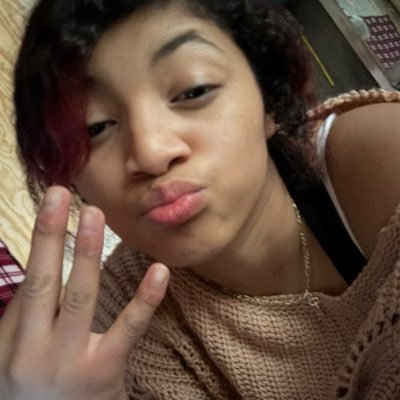 OpeyemiEmm31686's profile picture. 