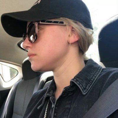 AmandaWolife's profile picture. Being honest and trustworthy is the best thing God is good🙏🏻❤️❤️💕