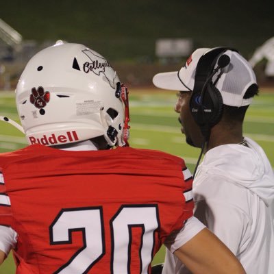 realz4y's profile picture. 🐾 CHHS 2027 • Dave Cambell ALL-STATE (TEXAS) • 3.5 gpa • 🏈 SAF/WR • ✝️ Christian Athlete @CoachKitchens_ @CHHS_FOOTBALL