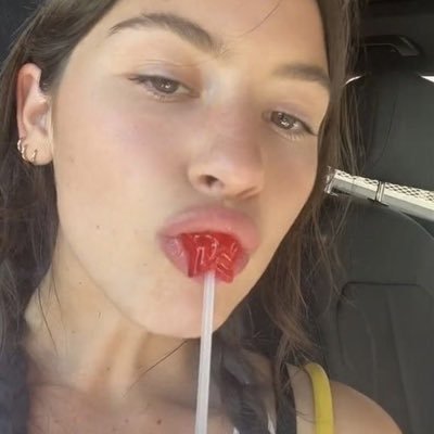 tallesttiiptoes's profile picture. 