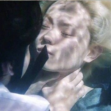 thxsomchx2r's profile picture. Sending regards