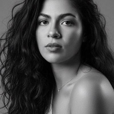 JadeKoba's profile picture. Nem tudo precisa ser mostrado.
Algumas coisas foram feitas pra serem sentidas.