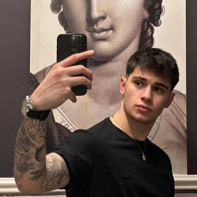 xavierlaston's profile picture. i’m despreate