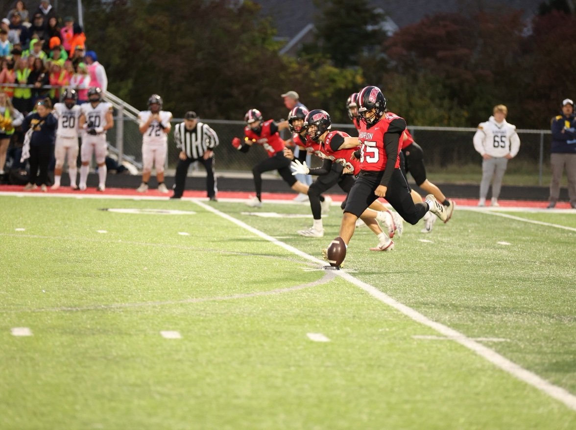 johannkicks35's profile picture. C/O 26' | Kicker | New Boston, Michigan | Height: 5'9 | Weight: 175 | 4.5⭐️ Kicker | Dual-Sport Athlete