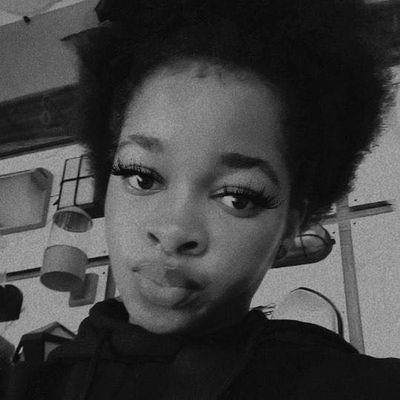 Joyceleo001's profile picture. 