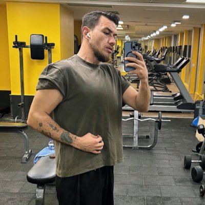 emkfinans's profile picture. Liderliği rakamlarla değil, öngörüyle alırsın.
Benim dilim: Grafik, strateji ve sabır. Burada sadece grafik konuşur. 
#Bitcoin | #Altcoin | Analiz & Strateji