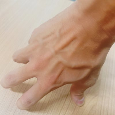 99Dahlia_Kee's profile picture. 36歳/173cm/67キロ/関東一人暮らし/フリーランスでお仕事/指使い/仲良くしてくれる方探して裏垢してます