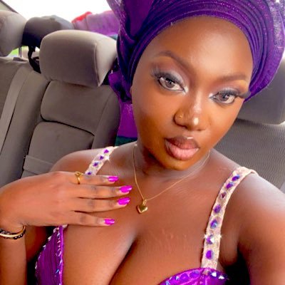 Iyalodeee's profile picture. Parody, Iyalode ✨💫, I sell watch ⌚️and jerseys , A babe ❤️, gym rat 🐀 🏋️, Arsenal 🔴⚪️, central Cee 👅, Saliba’s wife , omah lay , 30BG, Army 💜