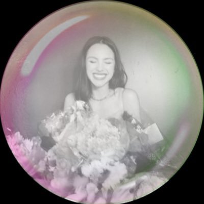 b3lla_44's profile picture. 