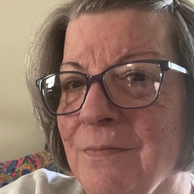 EileenM60933733's profile picture. 
