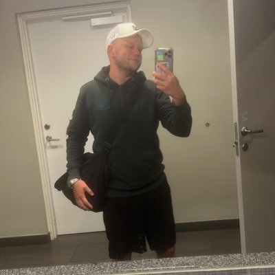 BenjaminR271343's profile picture. 