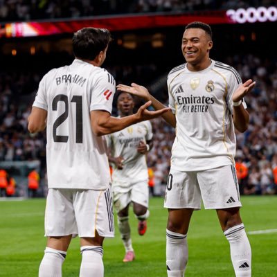 AmOuaba's profile picture. Hala madrid y nada mas 🤍 🤍 ⚽️⚽️