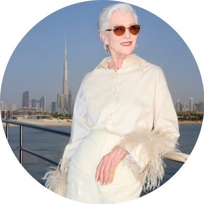 maye183848's profile picture. mother of @ELON MUSK ❤️💕