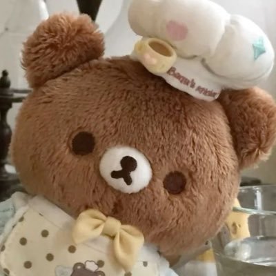 datfreshpeach's profile picture. ♡ | she • her | my public journal ˶ᵔ ᵕ ᵔ˶ 🛁🪽