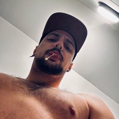 BichelaineX's profile picture. 30. PowerBottom 🍑 Gooner 💦 XL 🍆