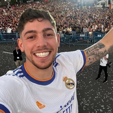 yzydli's profile picture. رياضي وسياسي