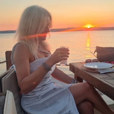 angelseverina's profile picture. Göçmen kizi 😇 Mühendis & 🧜‍♀️🐾🐾