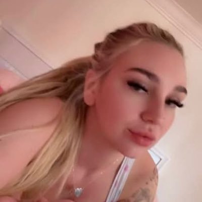 FascoDanna's profile picture. love 💕