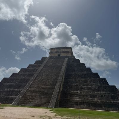 ferhnie's profile picture. This is a strange life that I have known