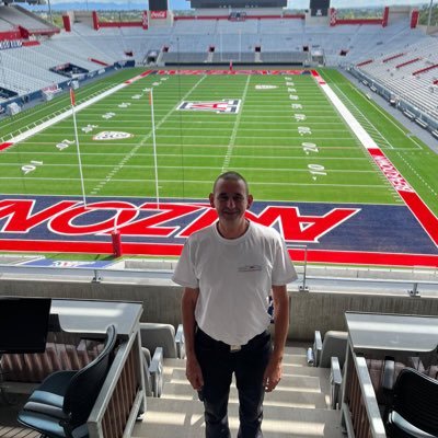 EllensDinand's profile picture. dutch cheesehead 🇳🇱 🇳🇱 supports 🇺🇦🇺🇦. a pestcontroler that think he is the all time right😂😂.