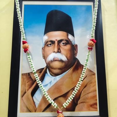 mishraaditya715's profile picture. श्रीराम के मस्तक पर शोभित दिव्य तिलक– मैं आदित्य हूं🌞
           सभी नदियों का संगम सिंधु हूं मैं, 
हां हिंदू हूं मैं, हां हिंदू हूं मैं🚩
#RSS100

#RA-JNU, ND
