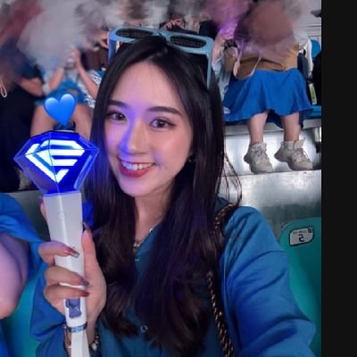 Freivyz's profile picture. slowflakes dni!! xoxo💙💙