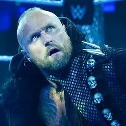 YouSoundAsleep's profile picture. he emerges from the shadows with cold precision as he leaves chaos in his wake with a quiet aura and violent artistry asked for attention and he—commands it.