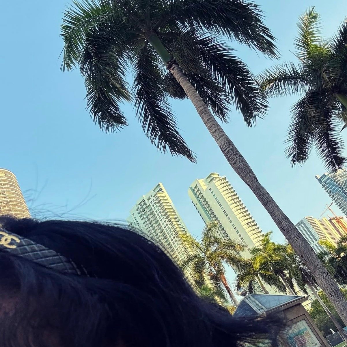 kymxralo's profile picture. 