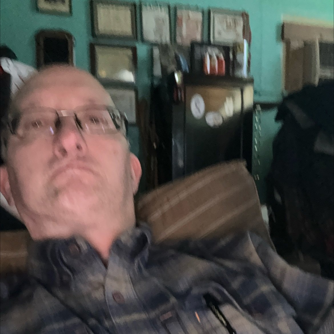 WilliamHubuv5i's profile picture. 