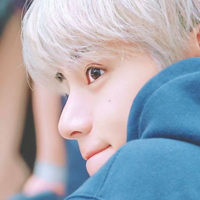 Tae_shimu's profile picture. ㅤㅤㅤ- Million feelings all for 
one person that's you!. Kim teahyung 💖
