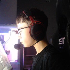 Lukas7870374533's profile picture. 13 yo cs2 player