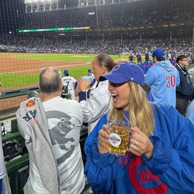 jessicag_27's profile picture. 