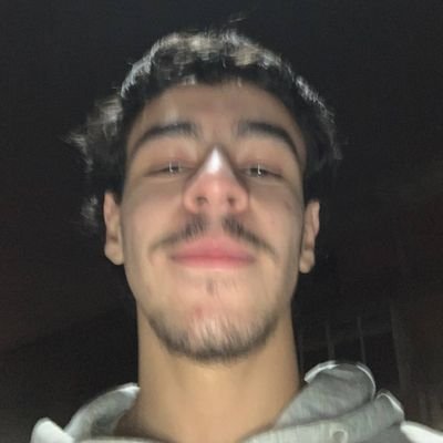 bl3u94's profile picture. 🏳️