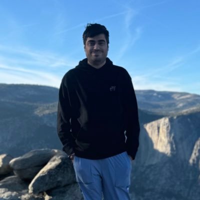 Fakhartwelver's profile picture. 2nd year Rheum Fellow @ https://t.co/PocxJApYqW , Former Chief Resident @ https://t.co/kAzPAv2jNq, Patient's advocate, Educator, caffeinated #NowYouknowIt #RandomRheumTweets
