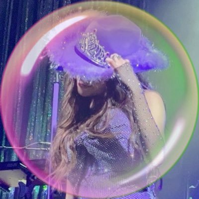 borntoliveandie's profile picture. female | 🇵🇸 | fan account | 🎸⋆⭒˚｡⋆ | natural about everything