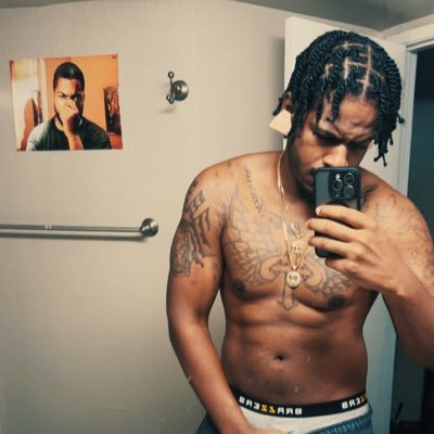 HumanVibrator23's profile picture. NSFW 18+ 27|6'2 | Dom/Bull😈|3XAVN nominee2023-2025| 2022UrbanX nominee| LA-LV|Booking through @ATMLA‼️ #Sagittarius♐️ #TruePleaser👅 https://t.co/haepWHLsrS