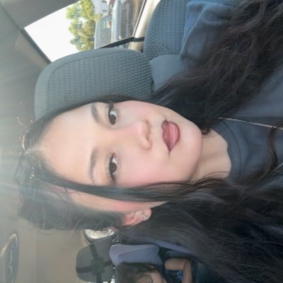 mOoOdyMia01's profile picture. her way