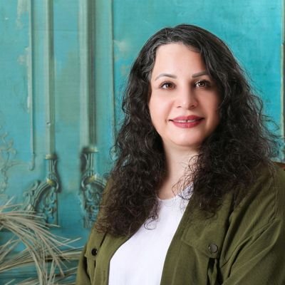 bipardeoriyan's profile picture. نویسنده، ویراستار 

https://t.co/1TG35UI3QC